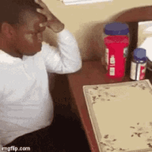 tenor (5).gif