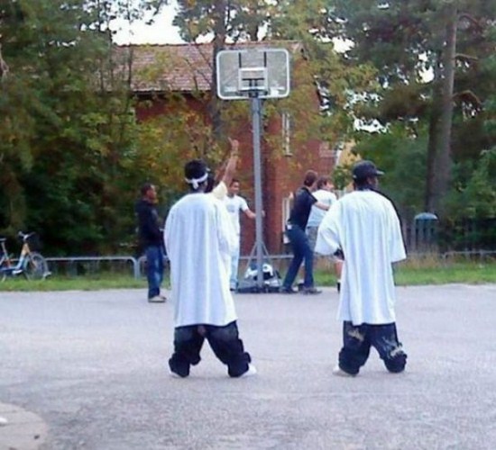 The-sagging-pants-fashion-006.jpg
