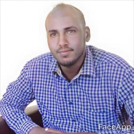 tmp_23228-FaceApp_1493071578196197230037.jpg