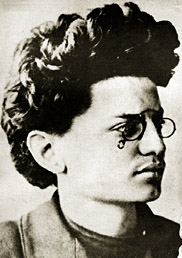 trotsky_l.jpg