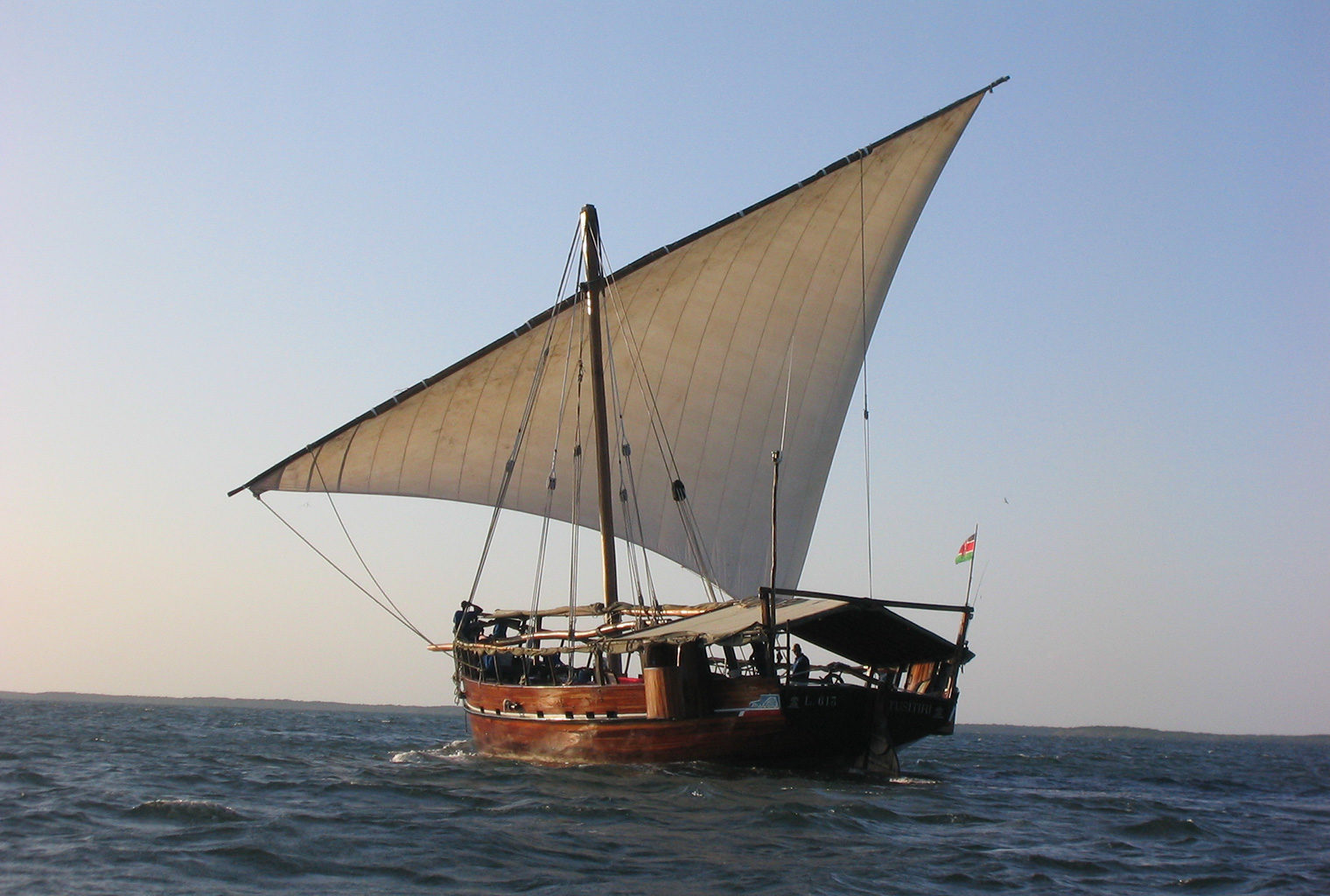 Tusitiri-Dhow-Sail-1520x1024.jpeg