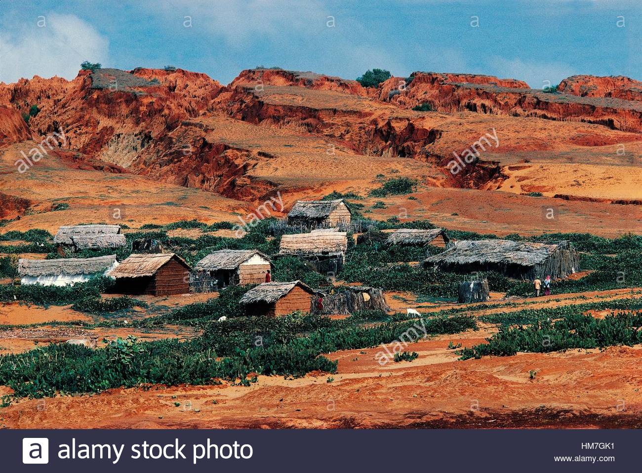 village-near-merca-somalia-HM7GK1.jpg