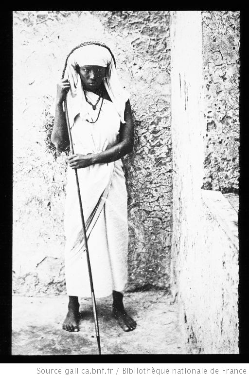 Zanzibar_25_Bedouine_Çomali_Mogued[ouchou]_[...]Révoil_Georges_btv1b532353317.JPEG