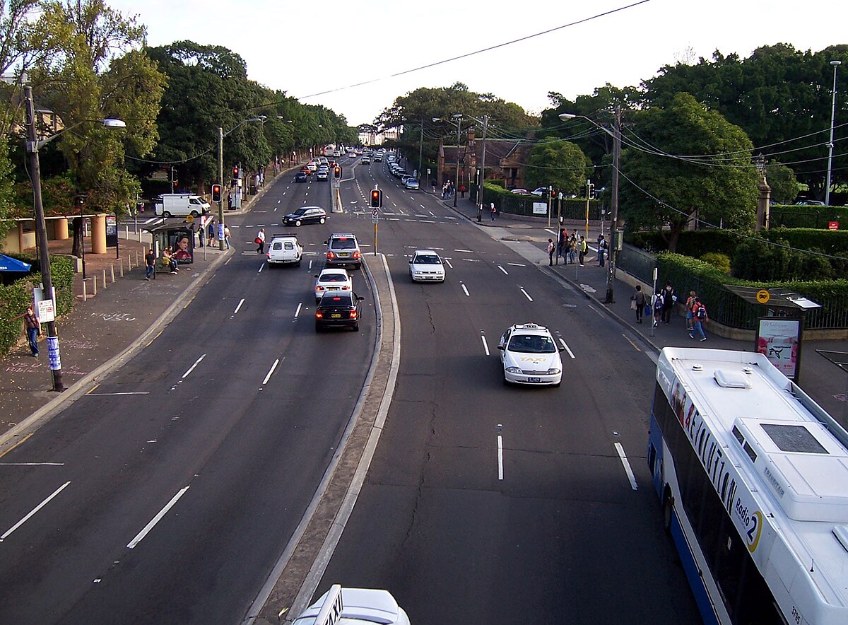 1200px-Cityroadsyd.jpg