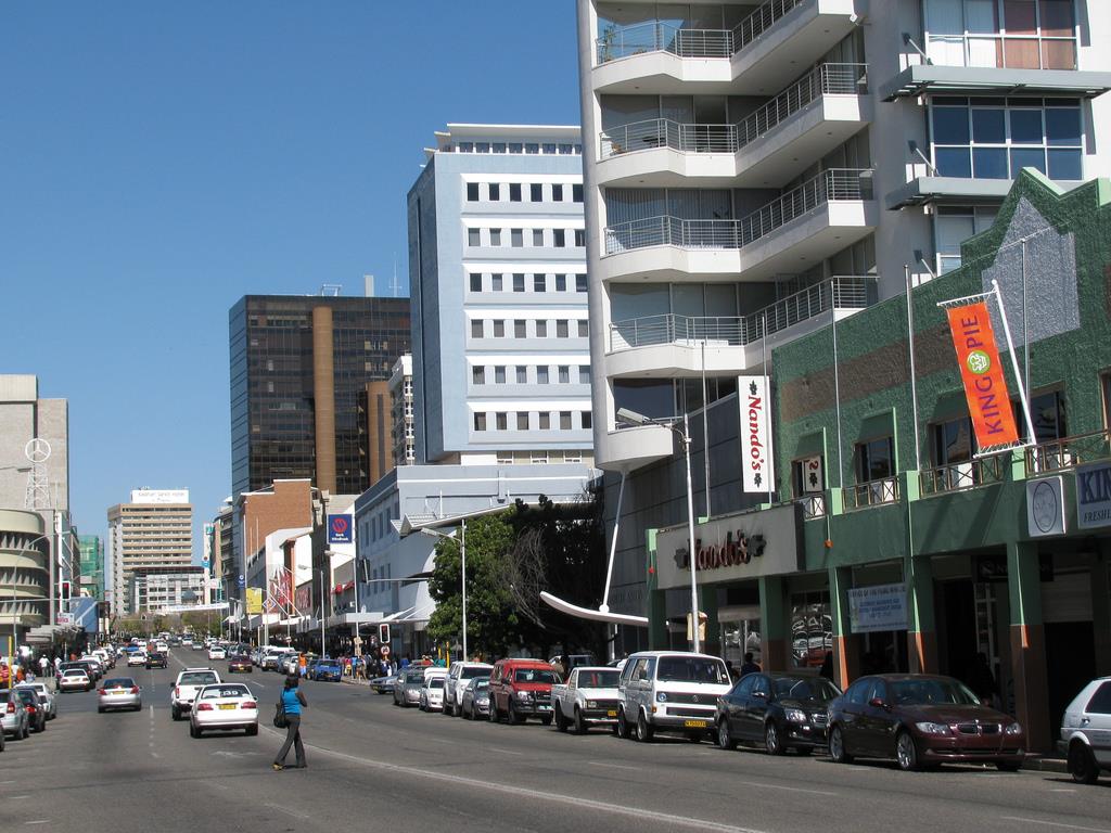 3038325_windhoek32_jpeg9630eec9aeef3cd619d1005a8d676ed4