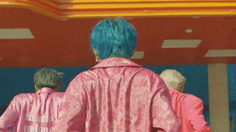 giphy.gif