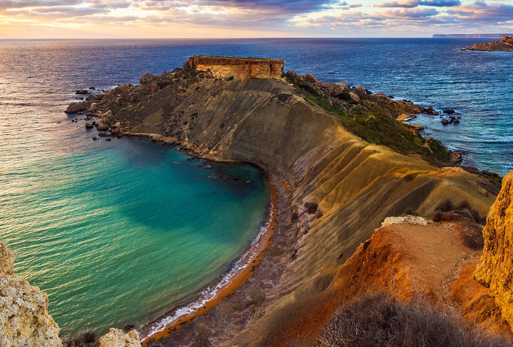 Pirates-In-Malta-Hero.jpg