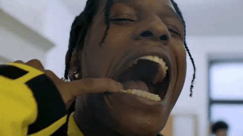 giphy.gif