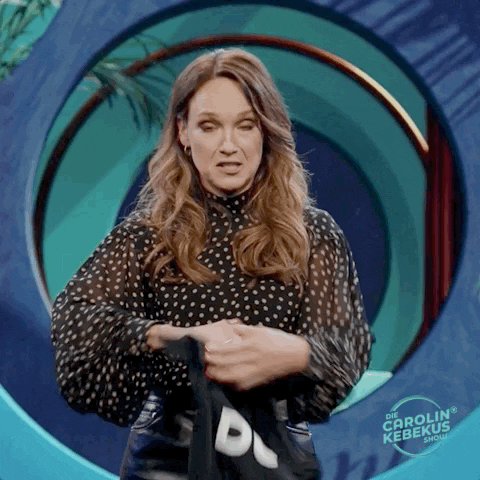 giphy.gif