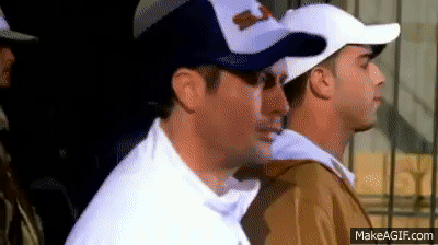 kbUZxN.gif