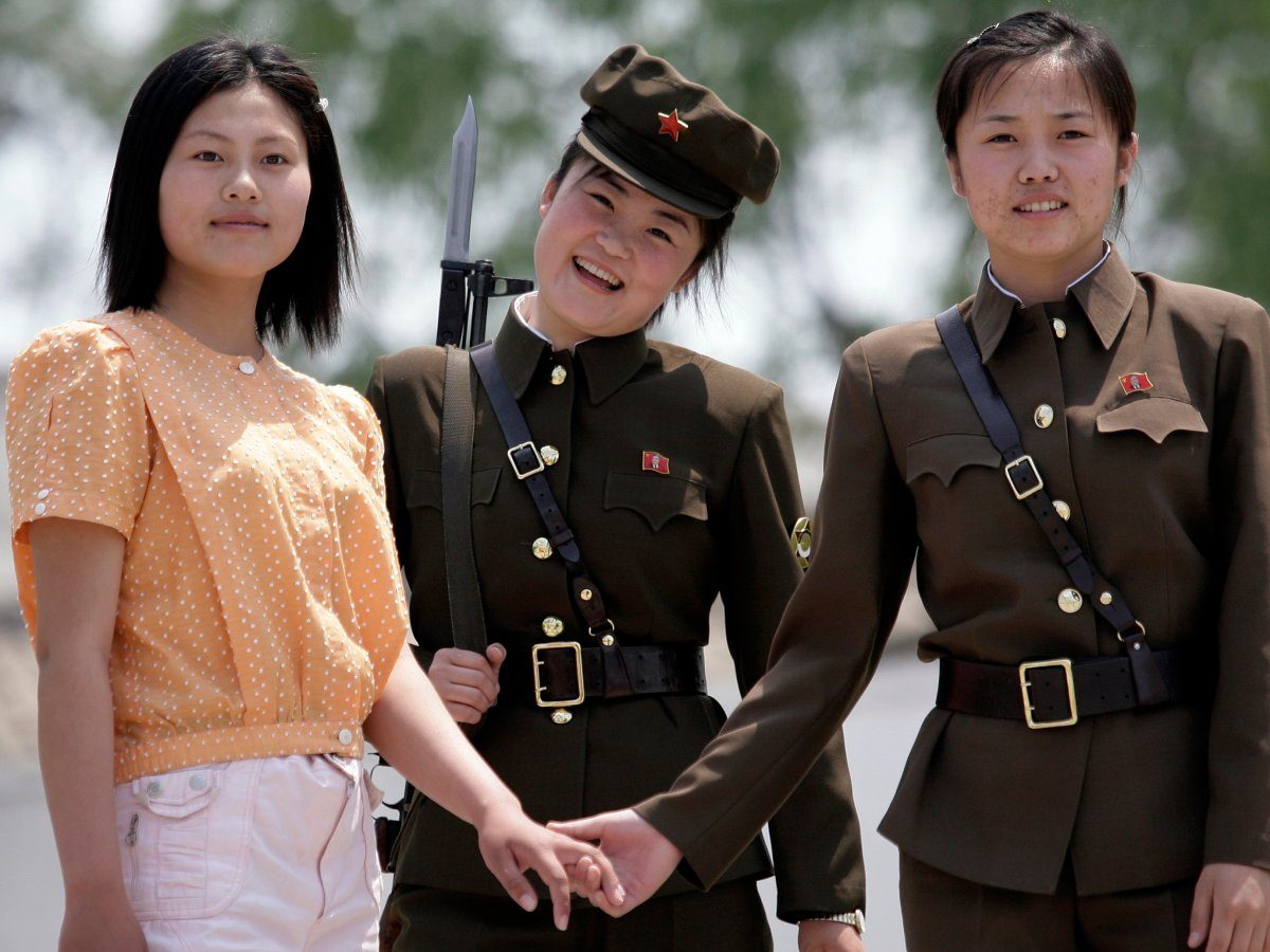 North-Korean-Female-Military.jpg