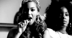 tumblr_inline_n7l6nfya7P1sfquyp.gif