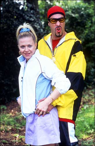 alig_movie327x500.jpg