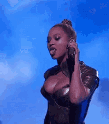 tenor.gif
