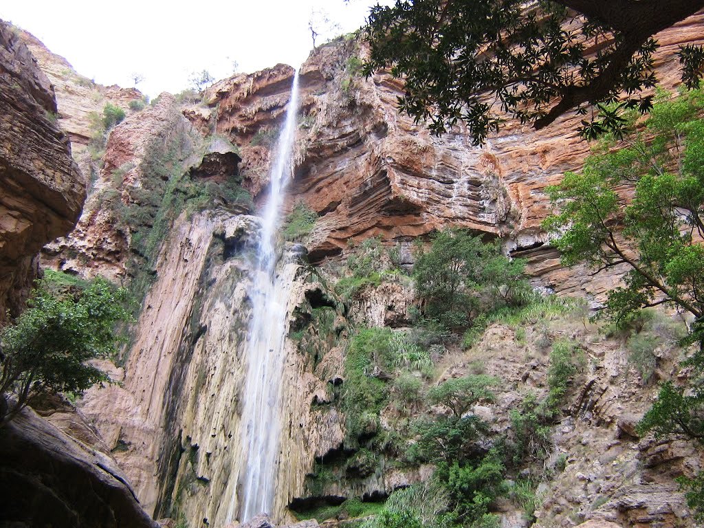 photo-lamadaya-waterfalls-cal-madow-somalia-36319-xl.jpg