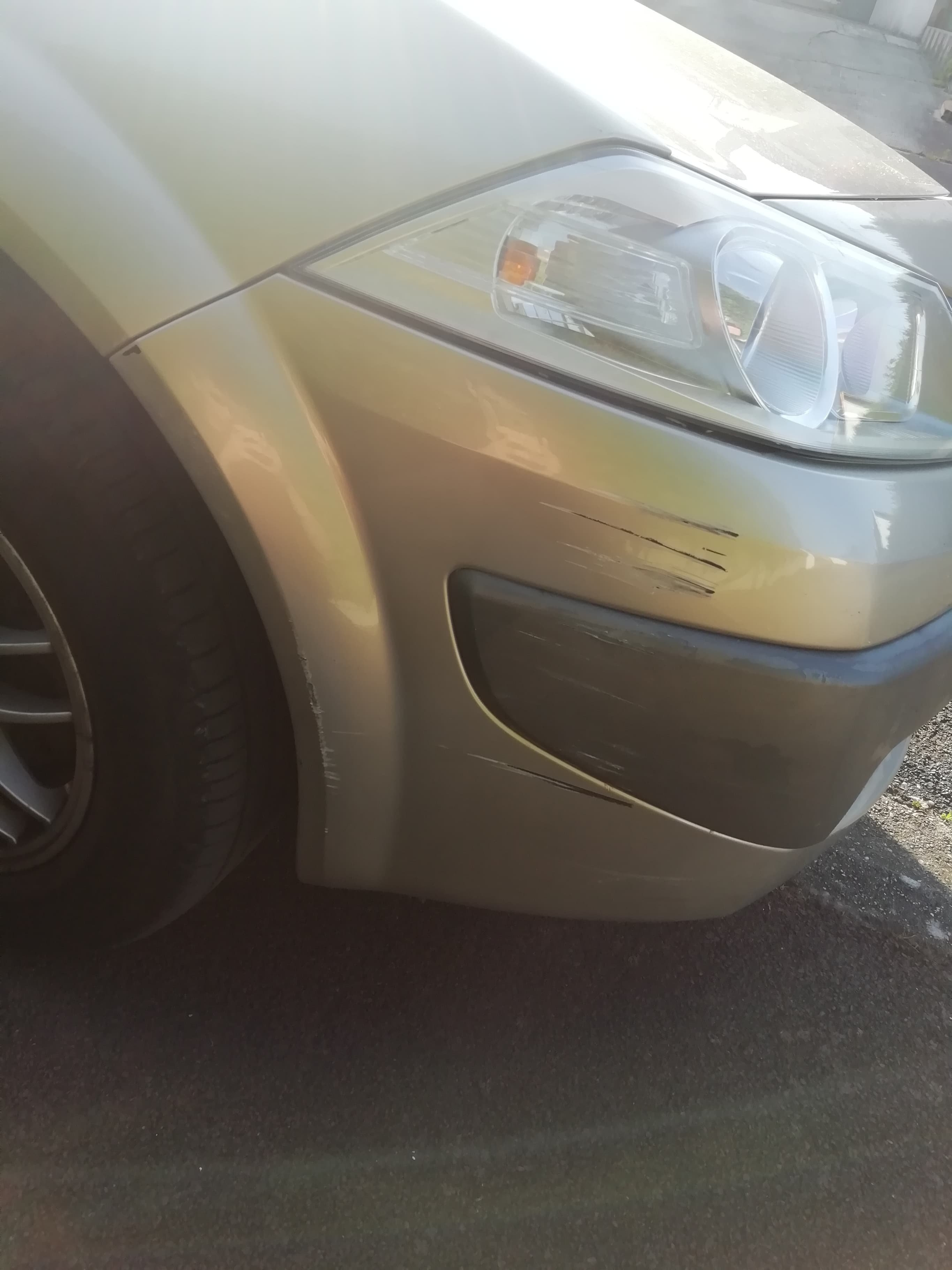 1622673121-voiture.jpg