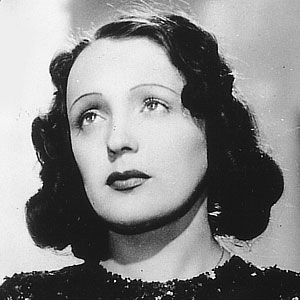 AVT_Edith-Piaf_1740.jpeg