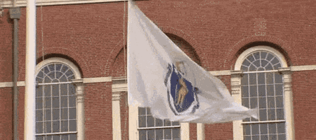massachusetts-flag.gif