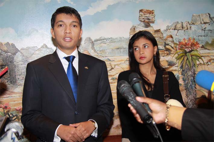 rajoelina-misalasala2.jpg