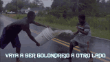 golondrejos-water-splash.gif