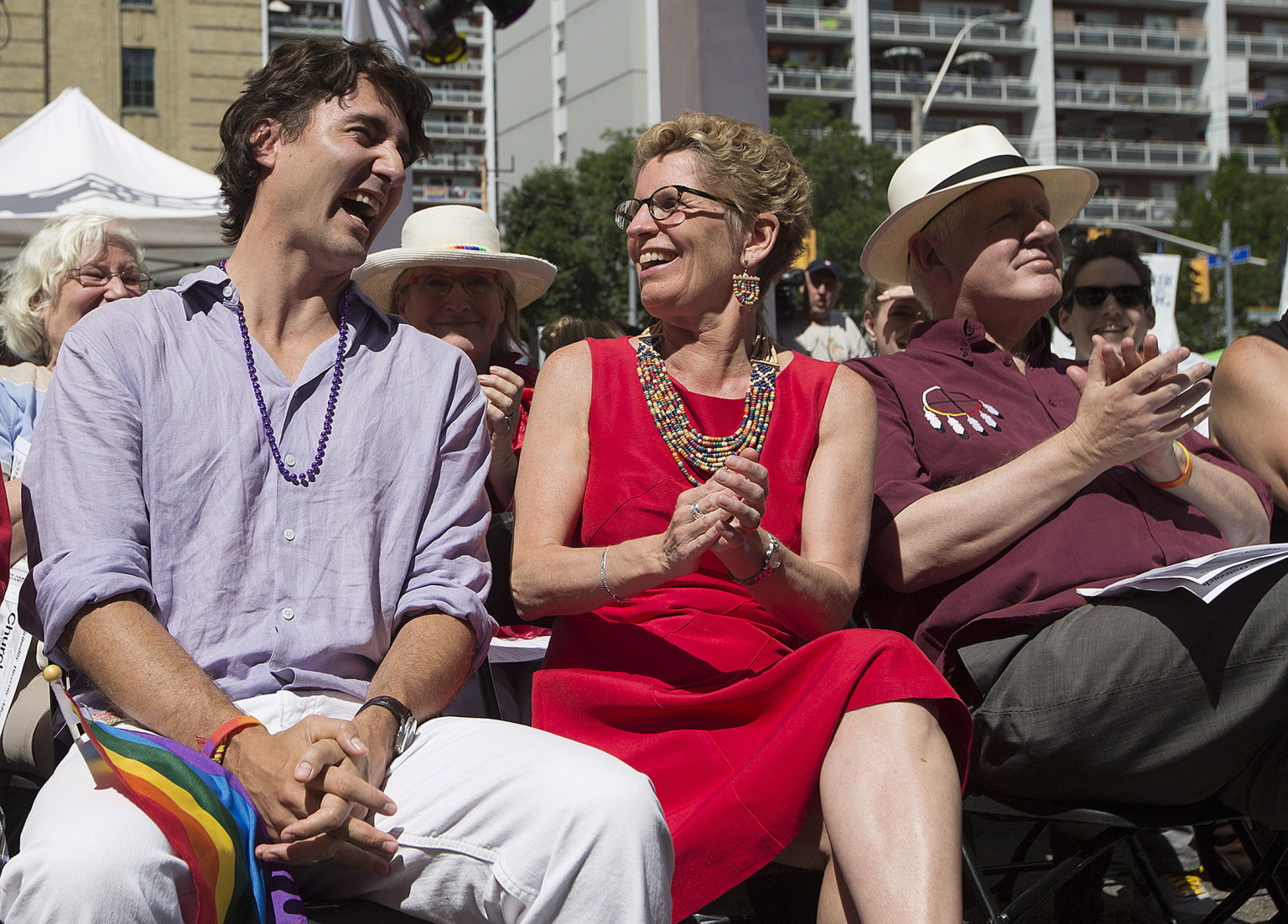 o-JUSTIN-TRUDEAU-KATHLEEN-WYNNE-PRIDE-facebook.jpg