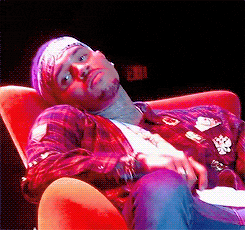 giphy.gif