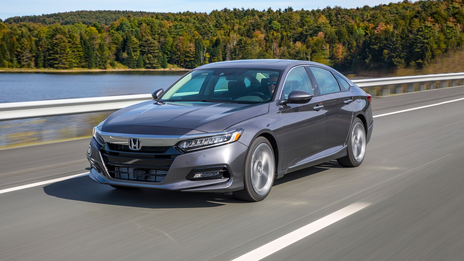 2018_honda_accord_actf34_td_111181_1600.jpg