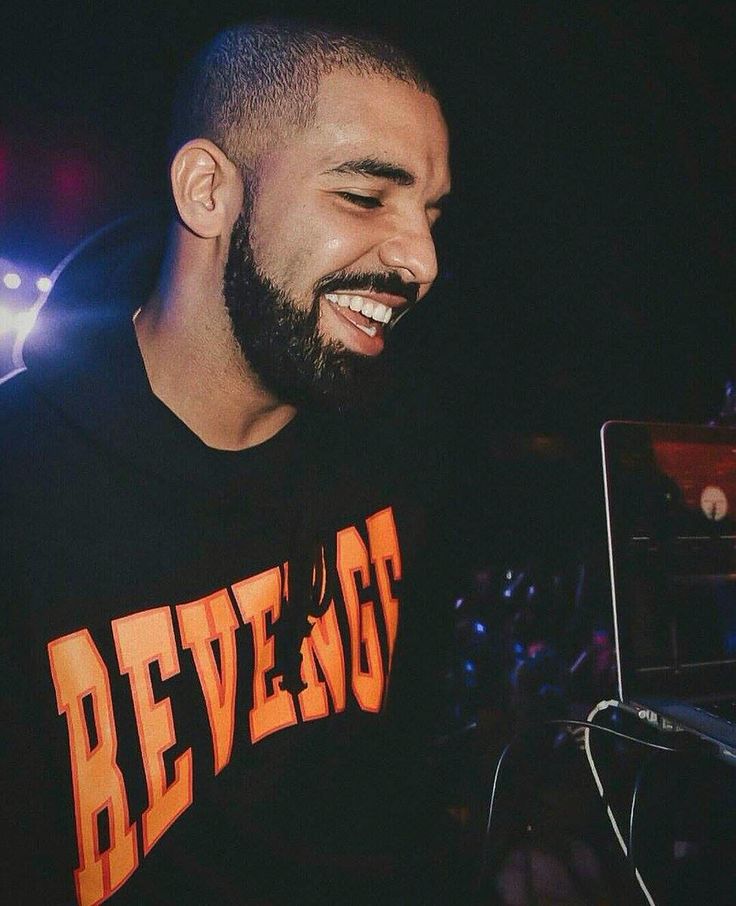 34f5f7b1a7022d3357862f524c1725b2--drake-ovo-drake-graham.jpg