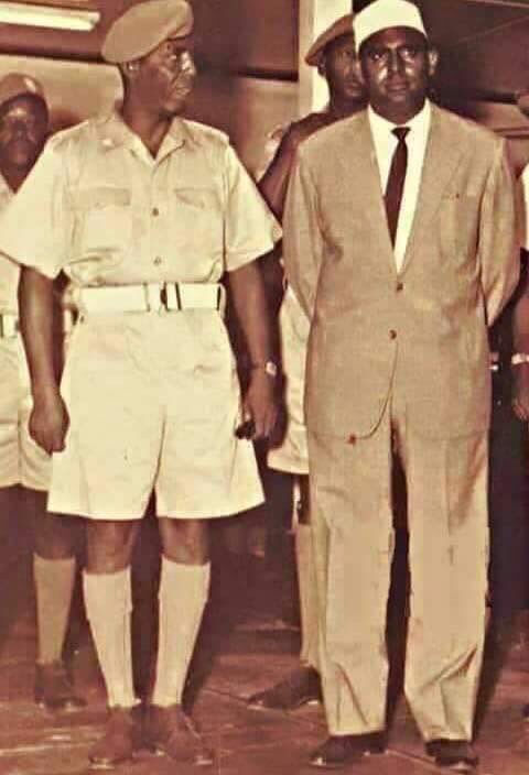 Al Jabarti on Twitter: President Abdirashid Ali Sharmarke with his  guardsman Siad Bare #Somalia… 