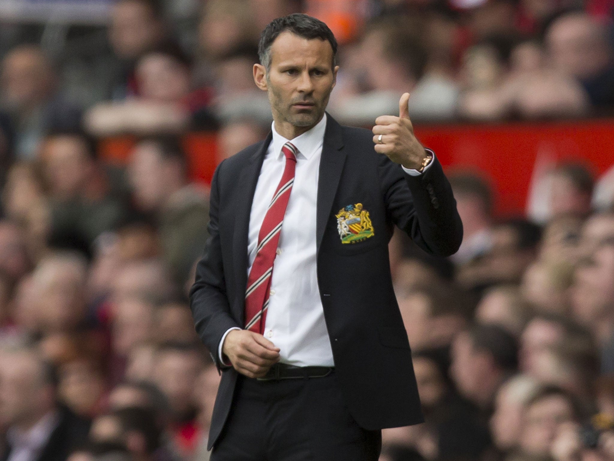 9-Giggs-AP.jpg