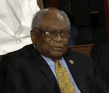 Shaking Head GIFs | Tenor