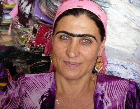 9d7f25548e206c2c3700d0bd544a2abc--eye-brows-lol-funny.jpg