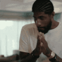 Rubbing Hands Evil Smile GIF - Rubbing Hands Evil Smile Evil Smirk -  Discover & Share GIFs