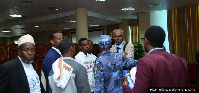 2018711636669297857438451Somali-Conflict-English.jpg