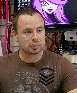 tumblr_mk4r1atpHs1qf228po2_250.gif