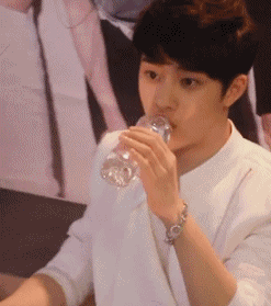 tumblr_mb8ghagKRe1r3g21t.gif