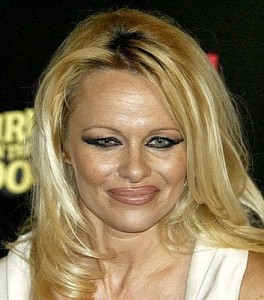 Pamela+Anderson%25E2%2580%2599s+skin+without+makeup+%25282%2529.jpg