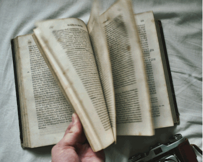 flipping-pages-old-book-inspiration-animated-gif.gif