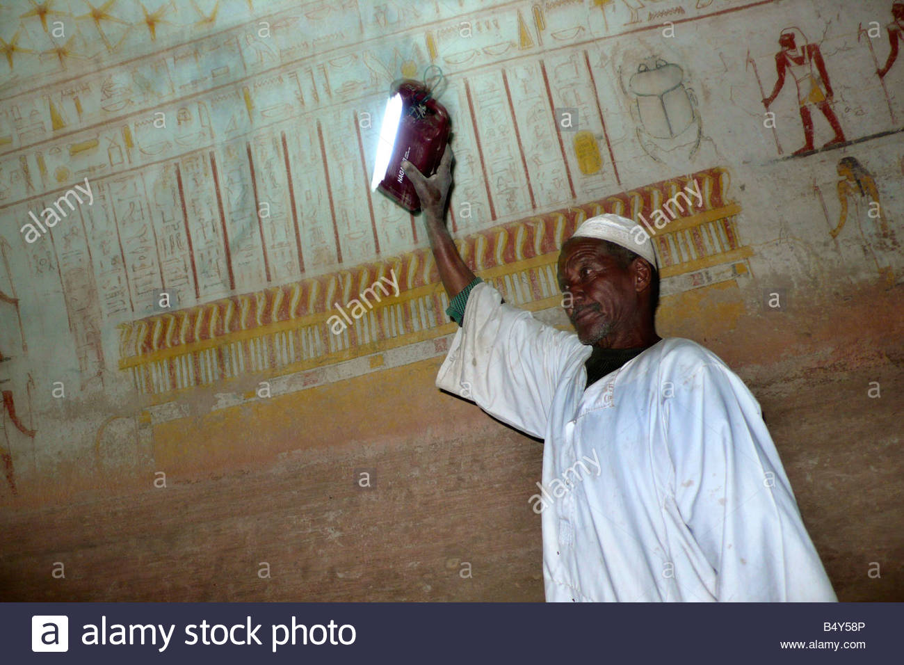 tomb-of-the-black-pharaoh-el-kurru-nubia-sudan-north-africa-B4Y58P.jpg