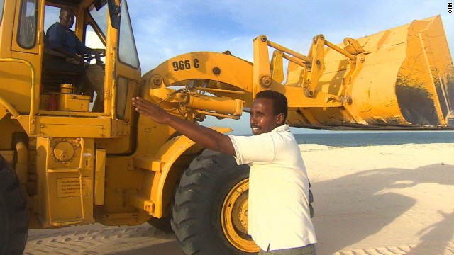 130528164205-mogadishu-bashir-osman-bulldozer-instructions-horizontal-gallery.jpg