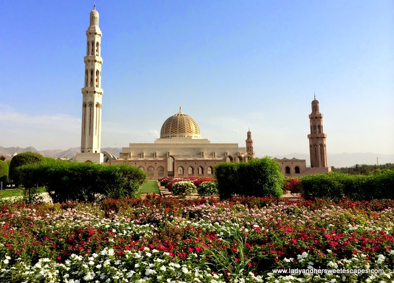 Sultan+Qaboos+Grand+Mosque.jpg