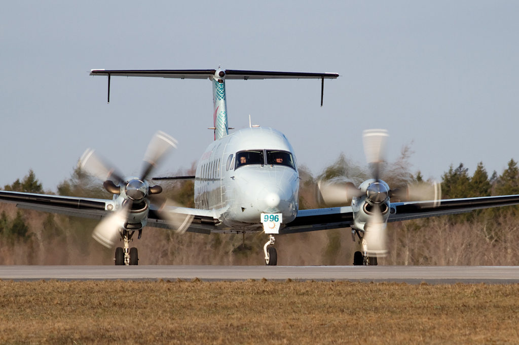 AirCanadaExpress_B1900_C-GLXV_1799_FS_Durning-1024x682.jpg