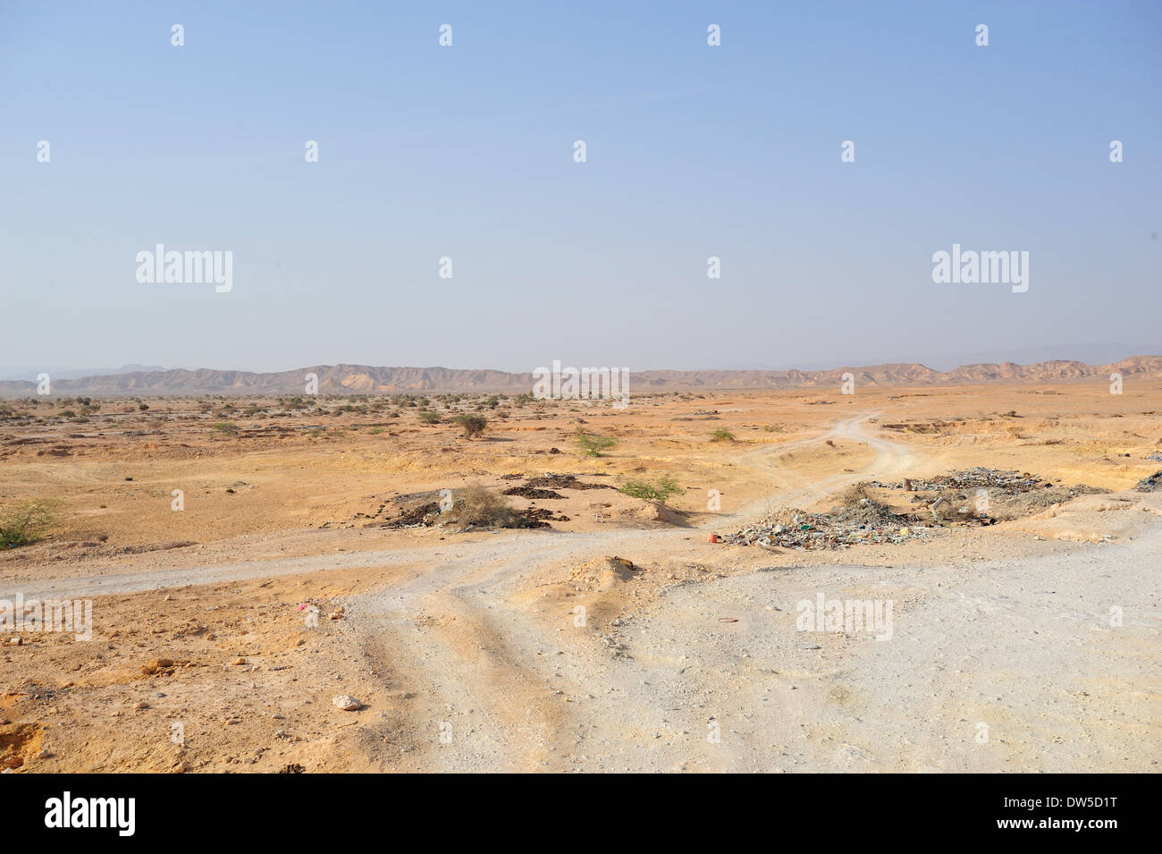 puntland-has-a-semi-arid-climate-rainfall-is-sparse-and-variable-with-DW5D1T.jpg