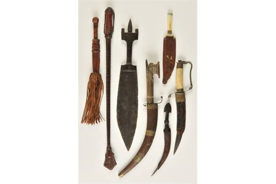 Somali. A Somali Billao dagger, the 26cm crudely made wide blade ...