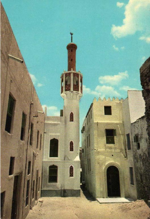 Mogadishu, Somalia @michaelOXOXO @JonXOXOXO @emmaruthXOXO #MAGICALSOMALIA |  Horn of africa, Architecture, Mogadishu