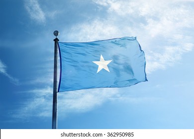 somalia-flag-on-mast-260nw-362950985.jpg
