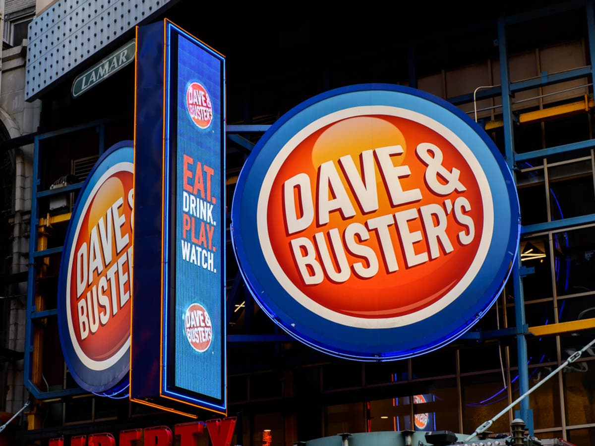 davebusters-1527002622-9636.jpg