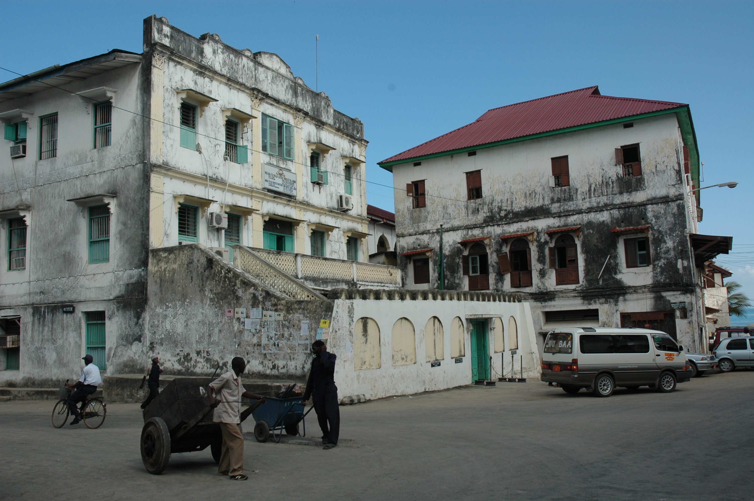 Stone_Town_of_Zanzibar-108834.jpg