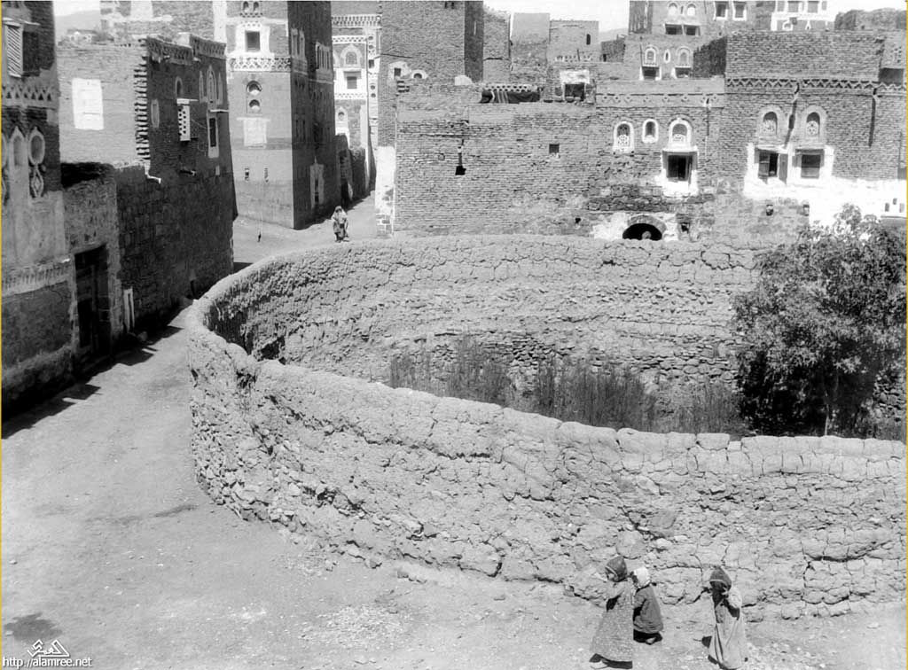 Kaaba_Abraha_1942.jpg