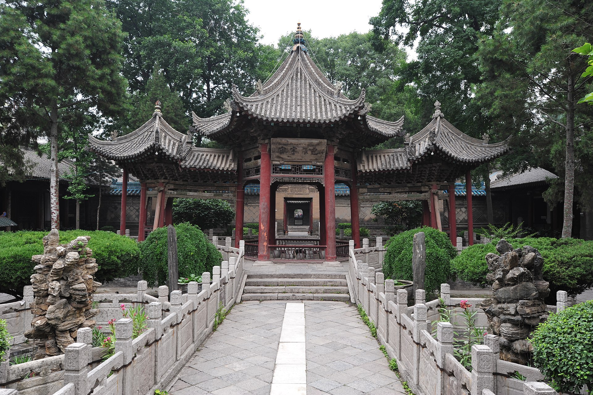 1920px-1_great_mosque_xian_2011.JPG